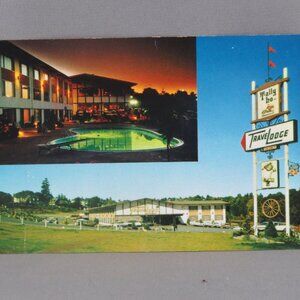 Vintage Postcard - The Tally Ho Travelodge Nanaimo - Evergreen Press